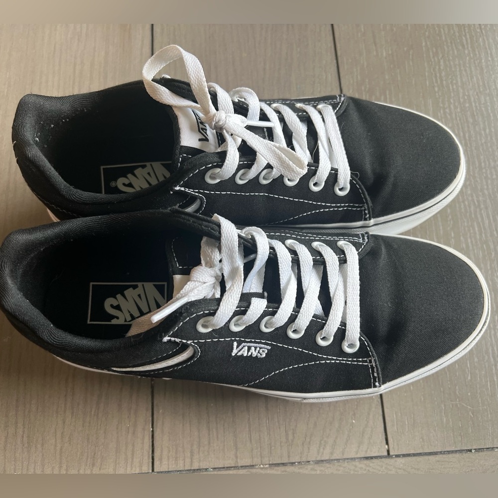Vans Women's Seldan Platform ST Shoe Size 9